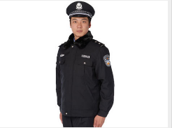 警察冬执勤服